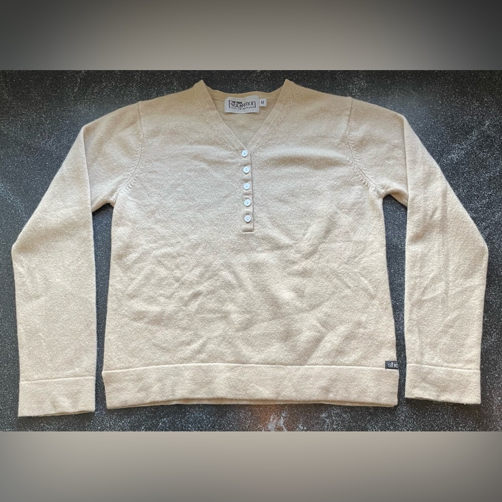 EUC Cashmere Fisherman Out of Ireland Women's Medium (M) Tan V-Neck Sweater